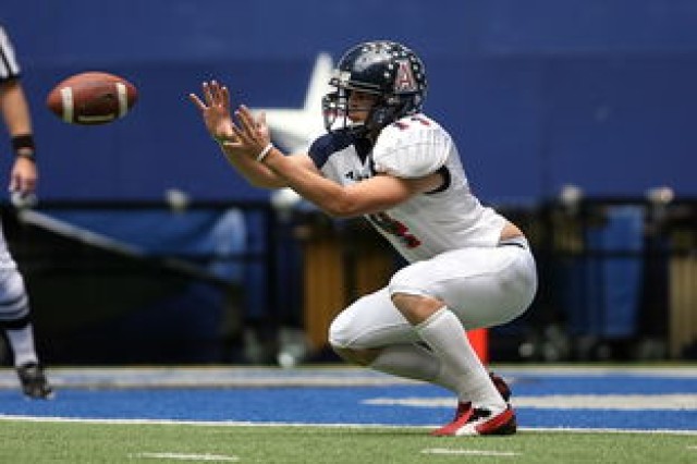 九游app官网下载-篮球运动员竞技心理韧性培养策略与实证研究，篮球运动员的心理素质训练应把重点放在